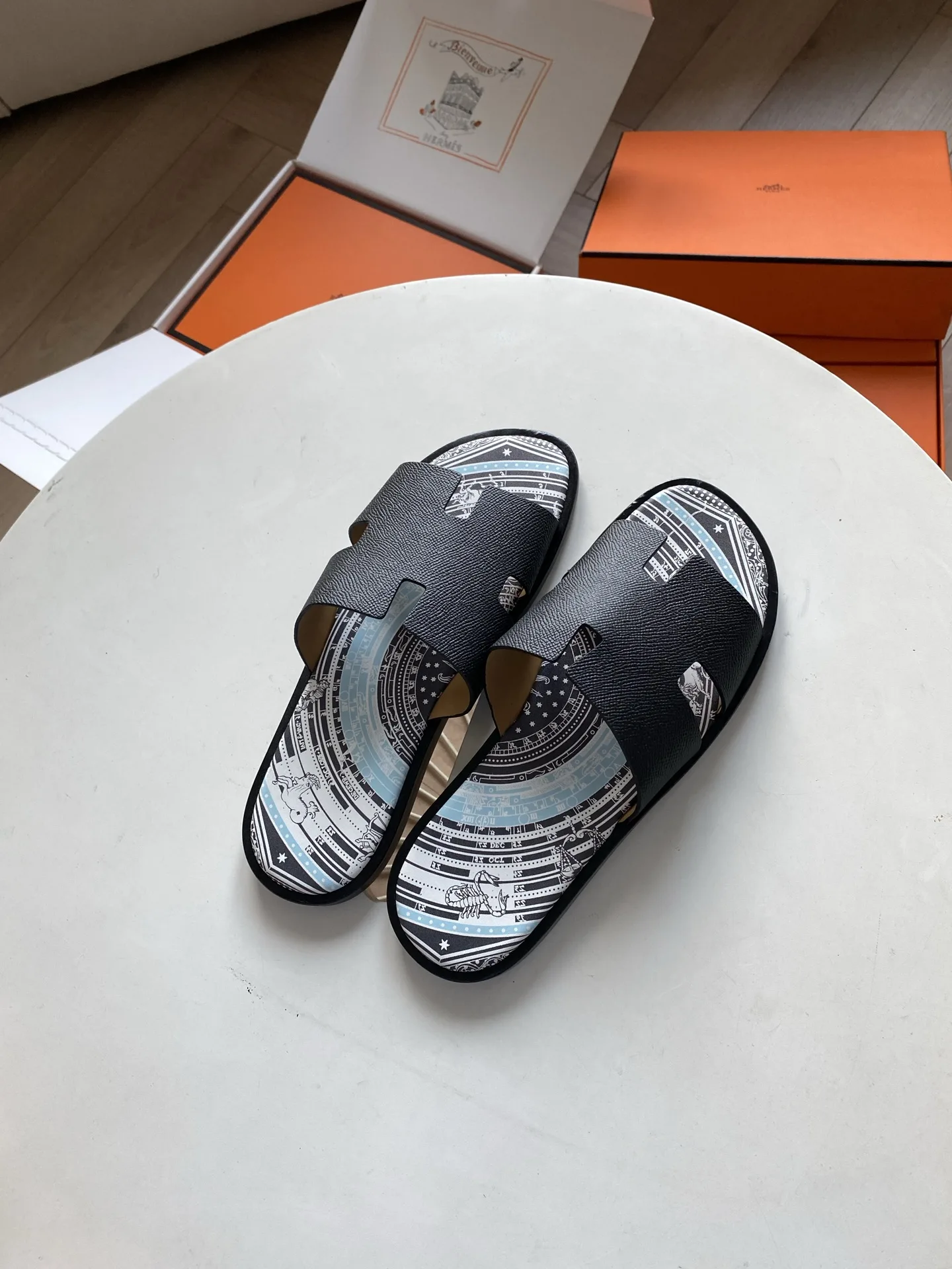 Hermès Slippers