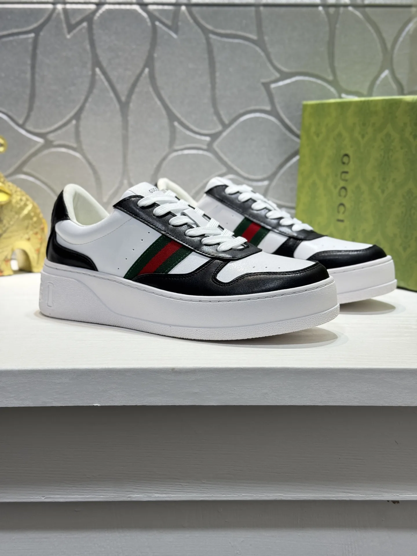 Gucci Casual Shoes