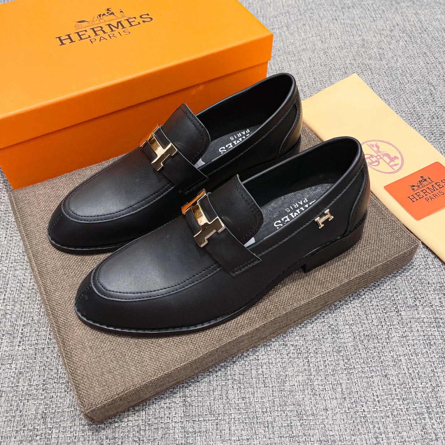 Hermès Leather Shoes