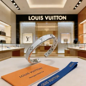 Louis Vuitton Necklace