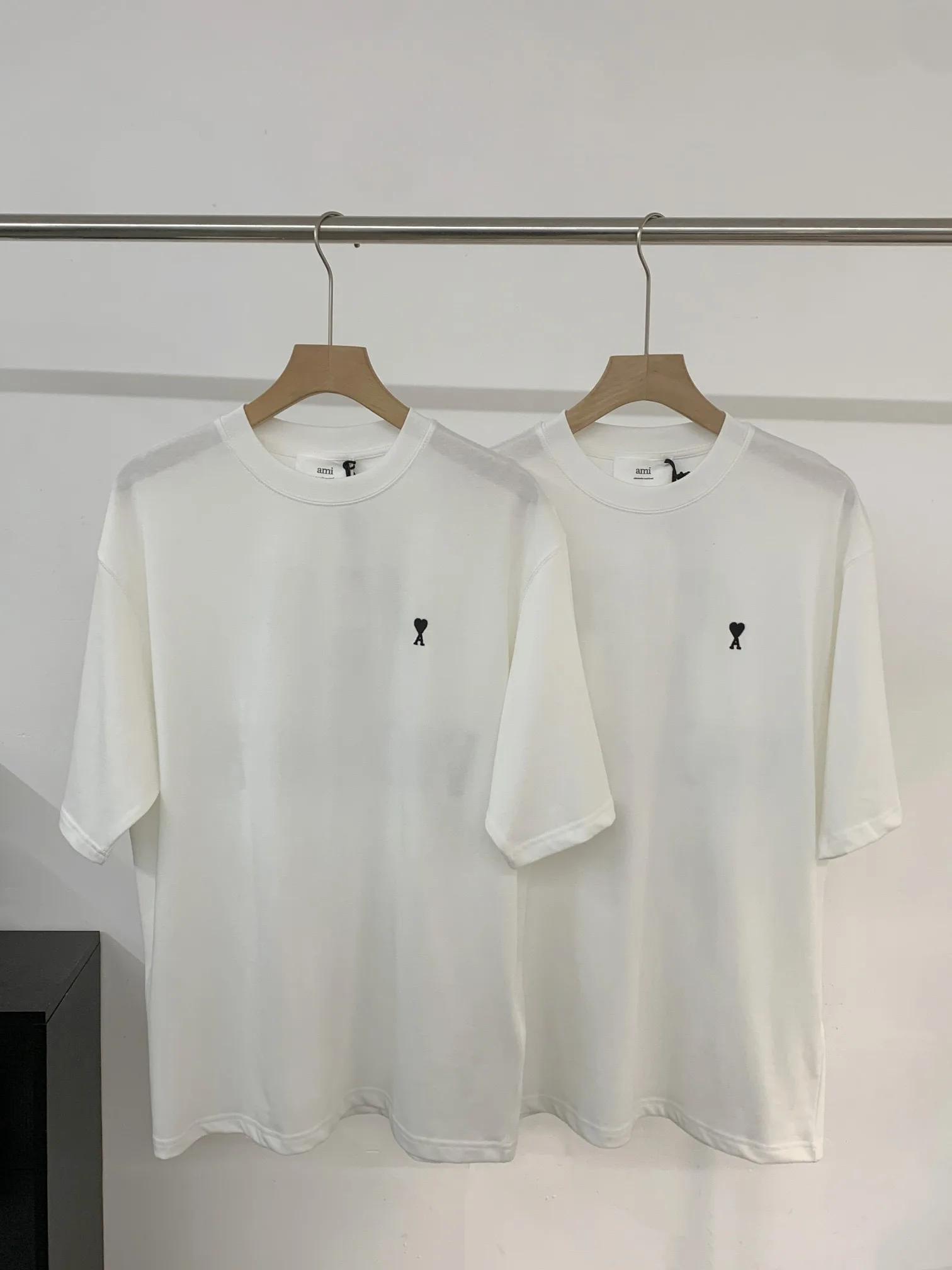 Ami Short Sleeves