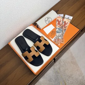 Hermès Slippers