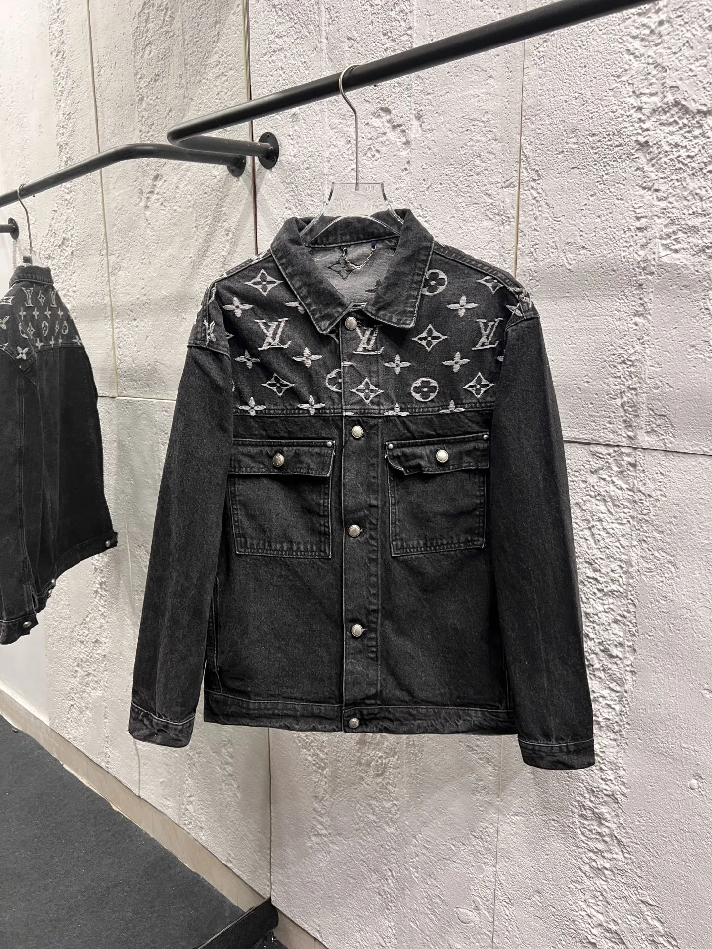 Louis Vuitton Set