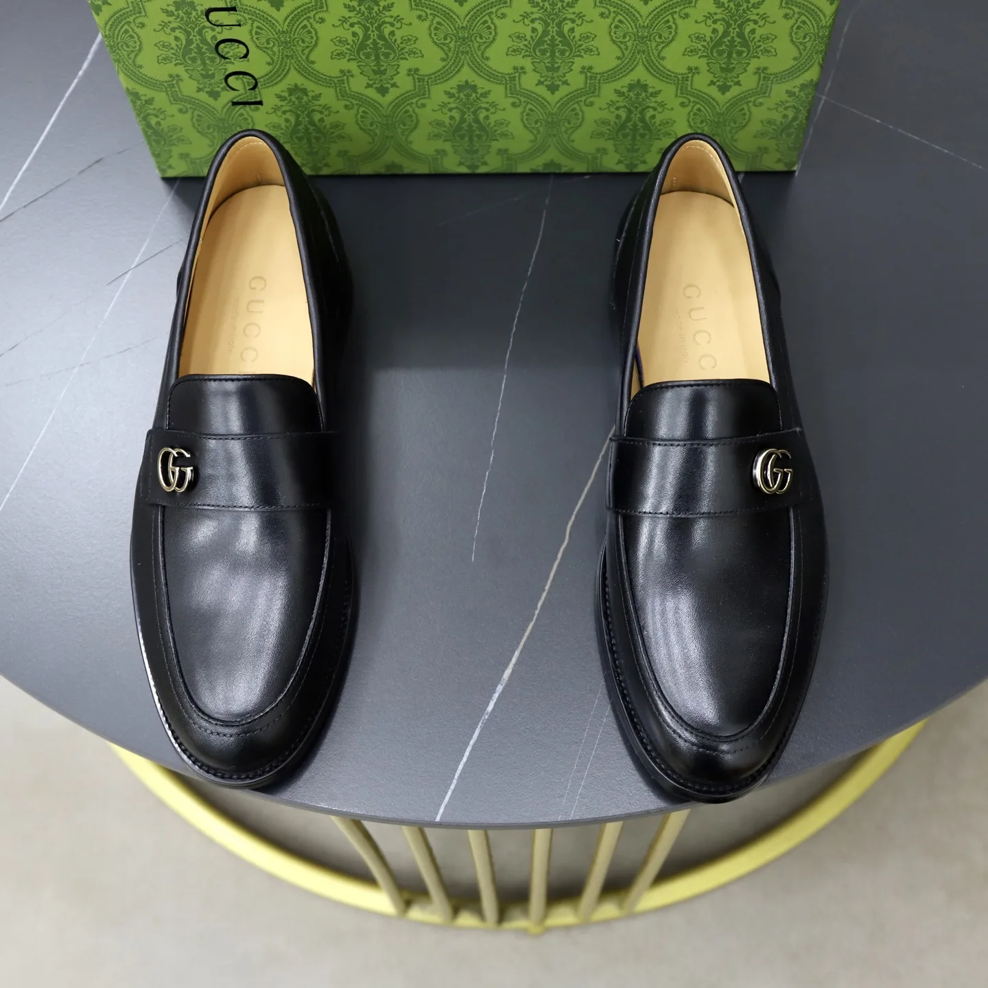 Gucci Leather Shoes