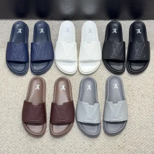 Louis Vuitton Slippers