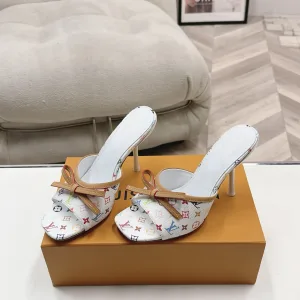 Louis Vuitton Slippers