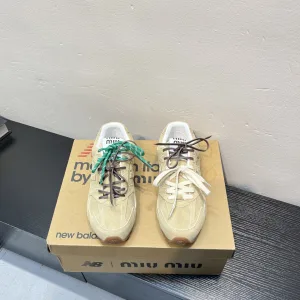 New Balance Sneakers