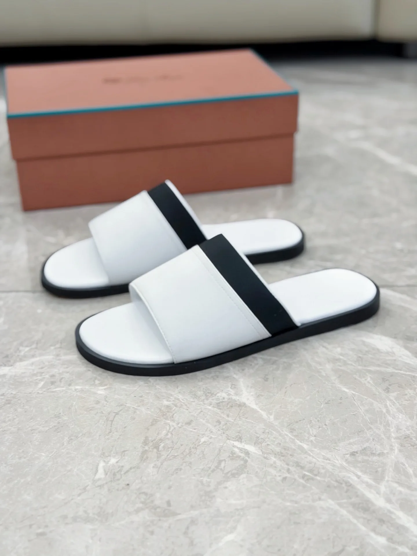 Nuoyou Pianya Slippers