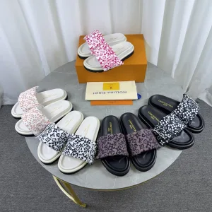 Louis Vuitton Slippers