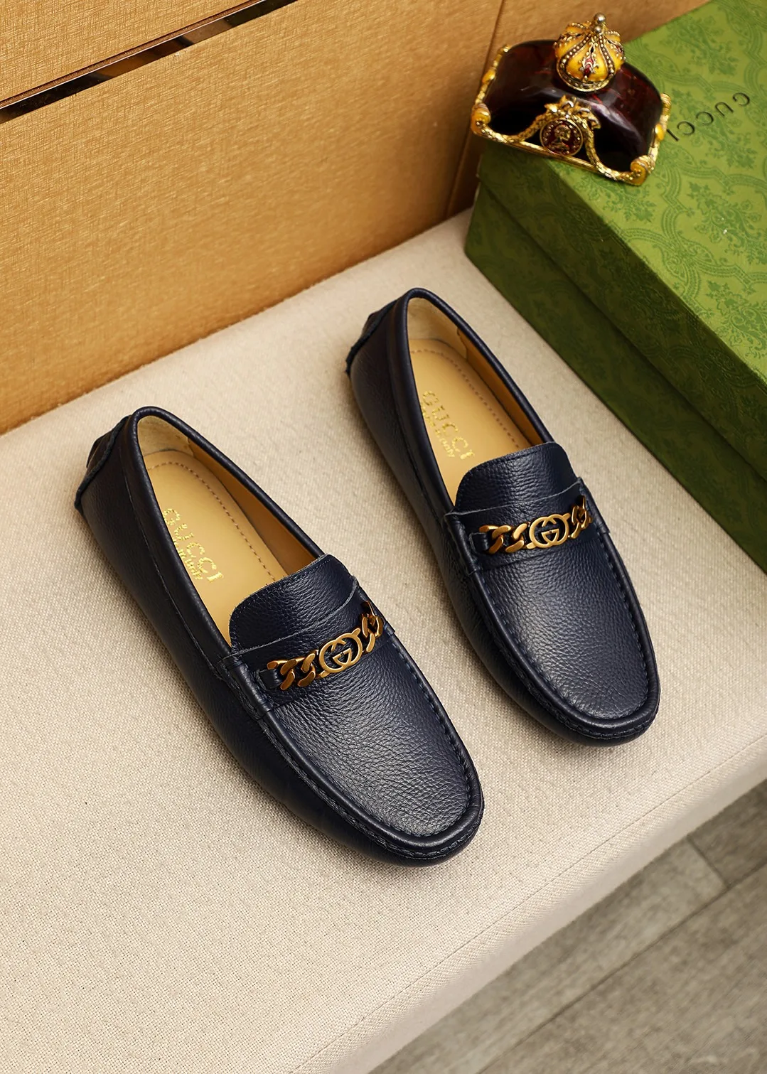 Gucci Leather Shoes