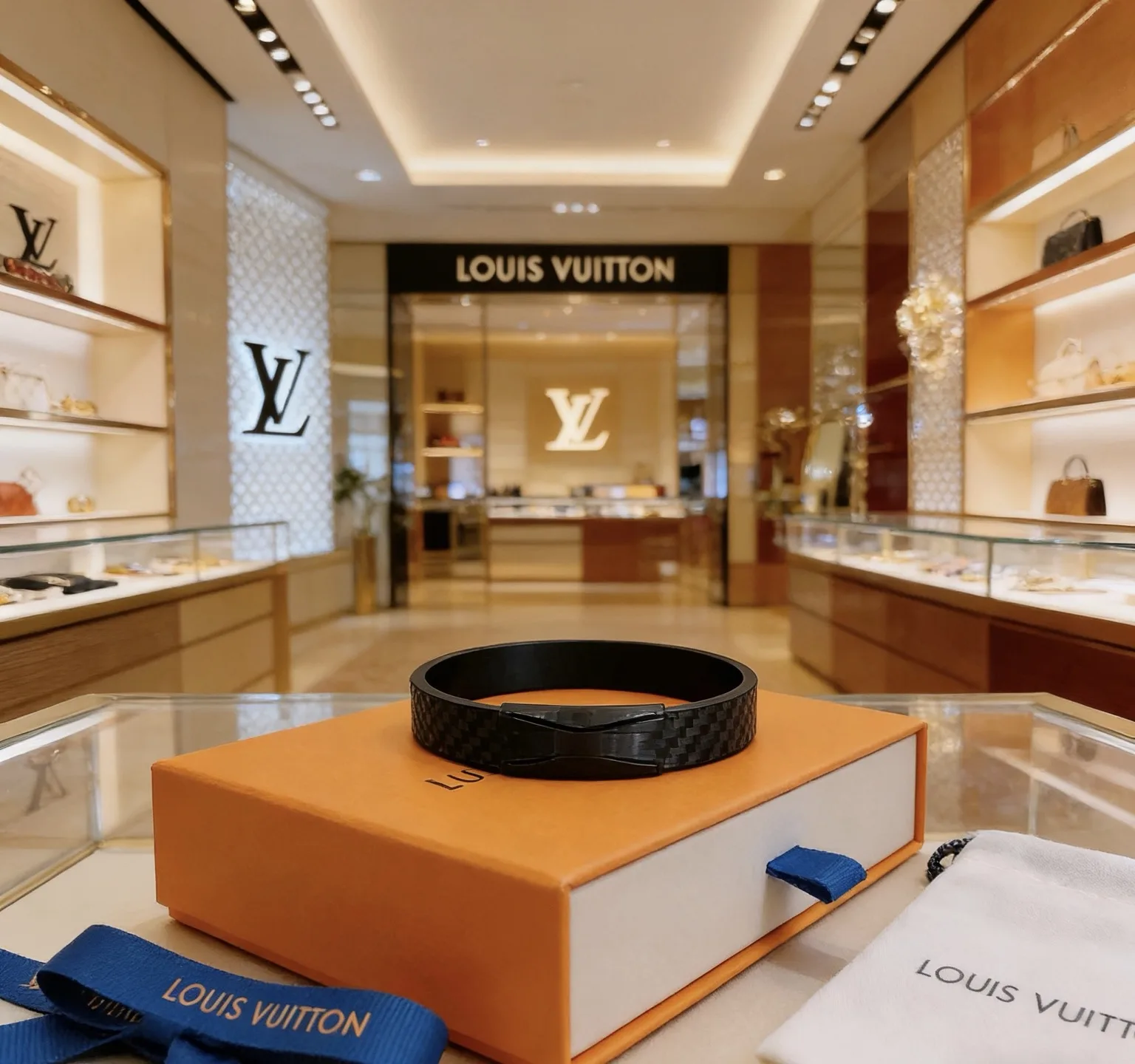 Louis Vuitton Necklace