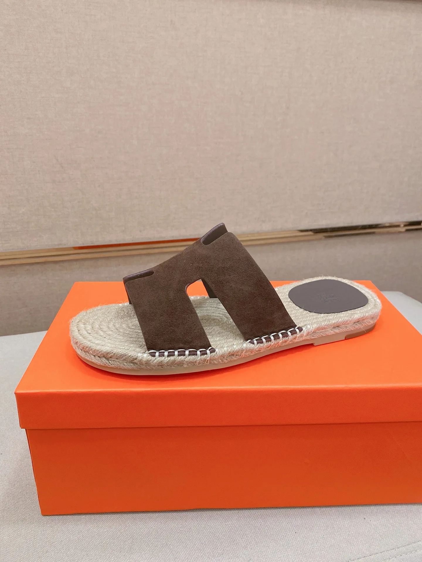 Hermès Slippers