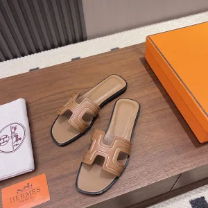 Hermès Slippers