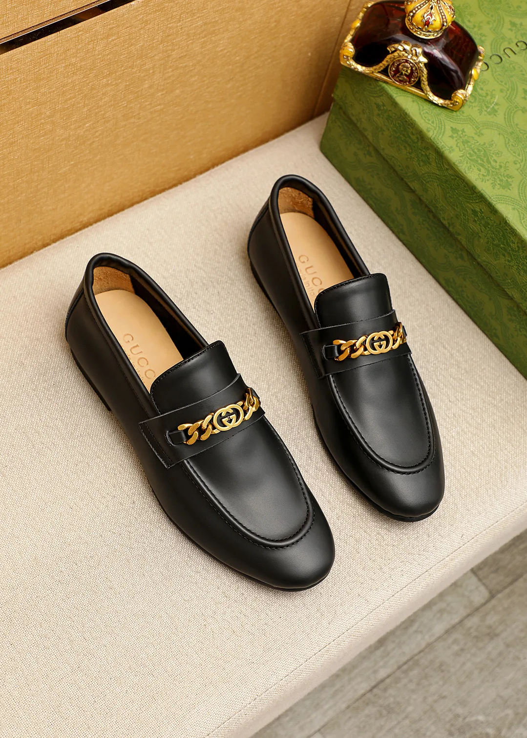 Gucci Leather Shoes