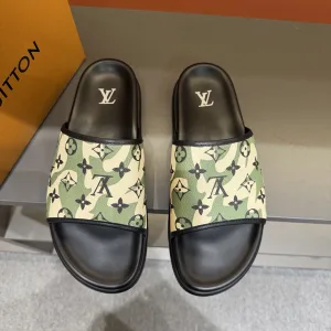 Louis Vuitton Slippers
