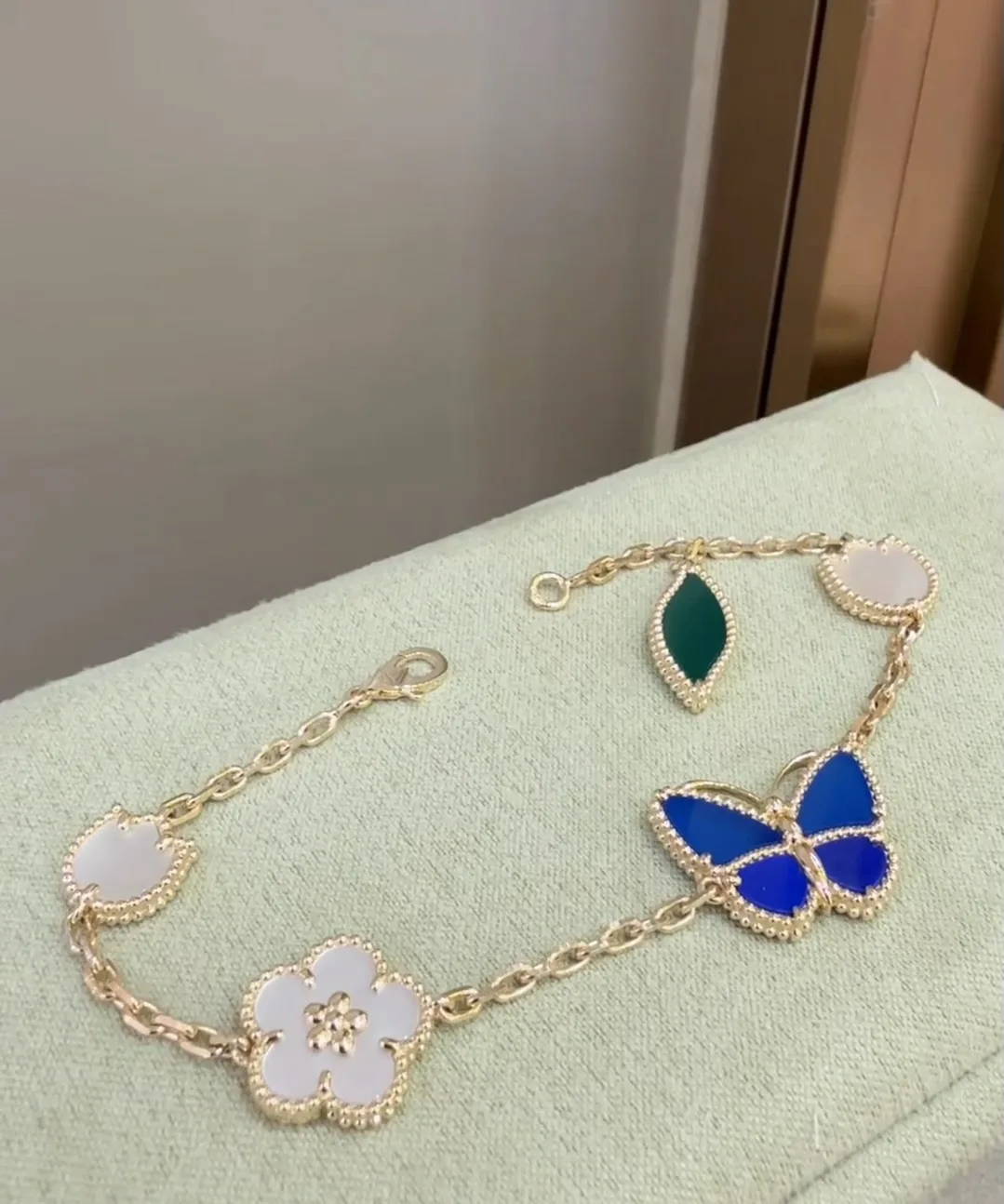 Van Cleef & Arpels Bracelet
