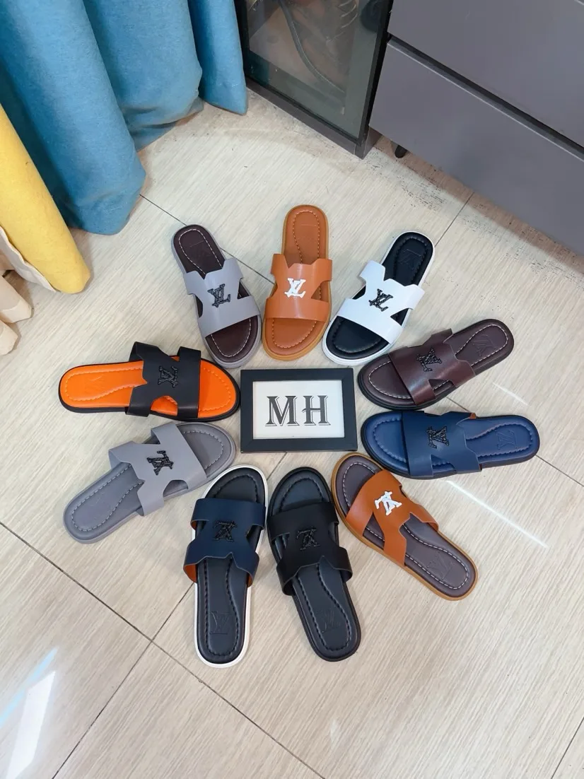 Louis Vuitton Slippers