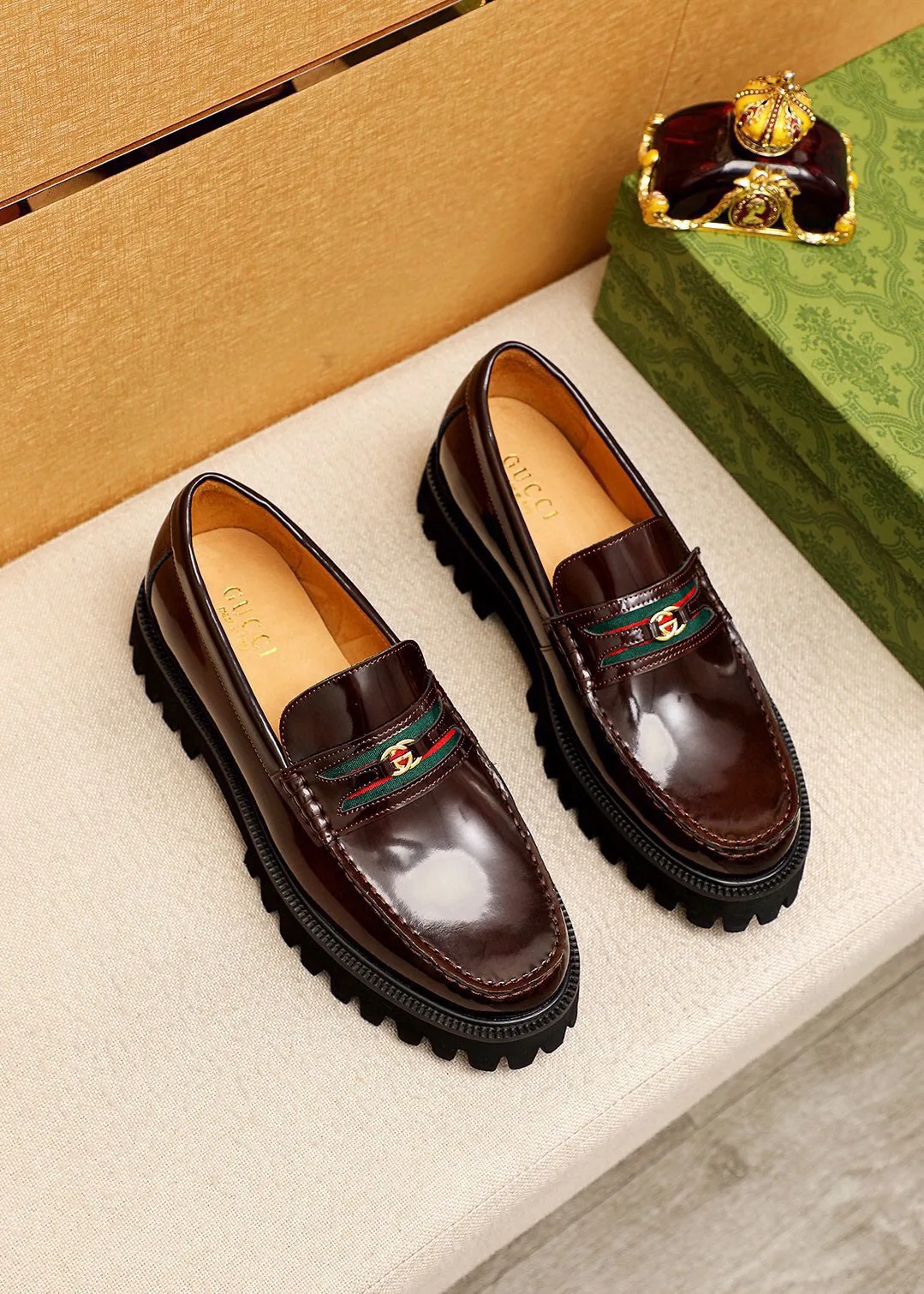 Gucci Leather Shoes