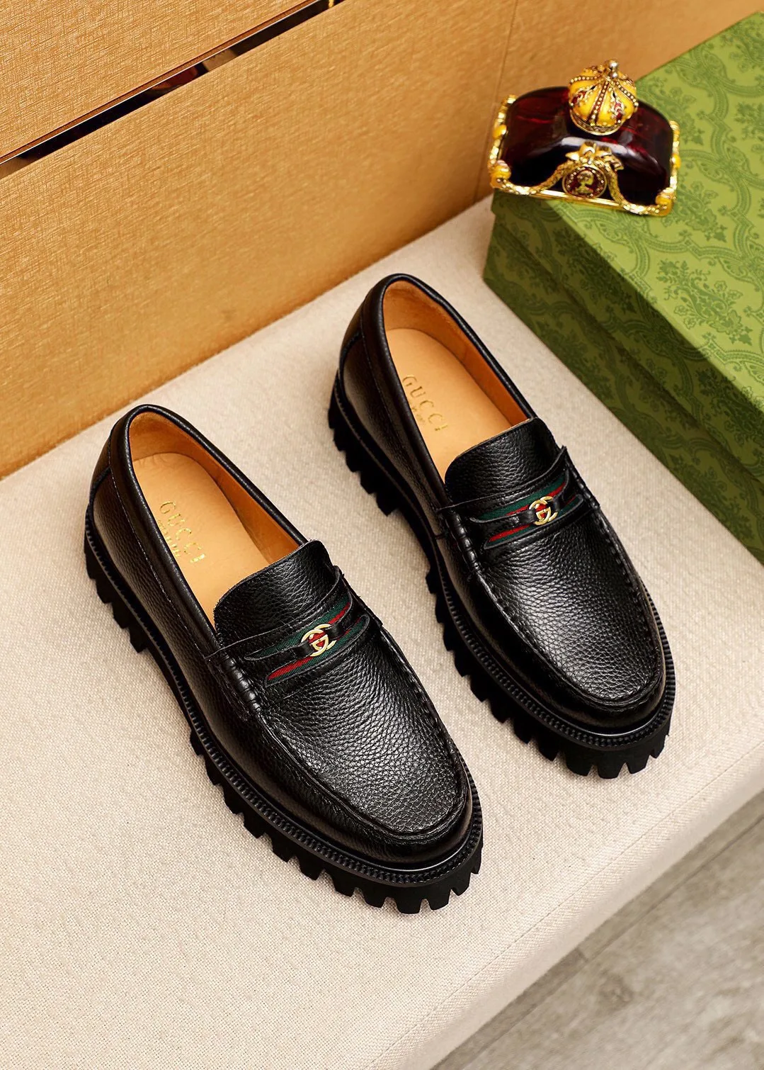 Gucci Leather Shoes