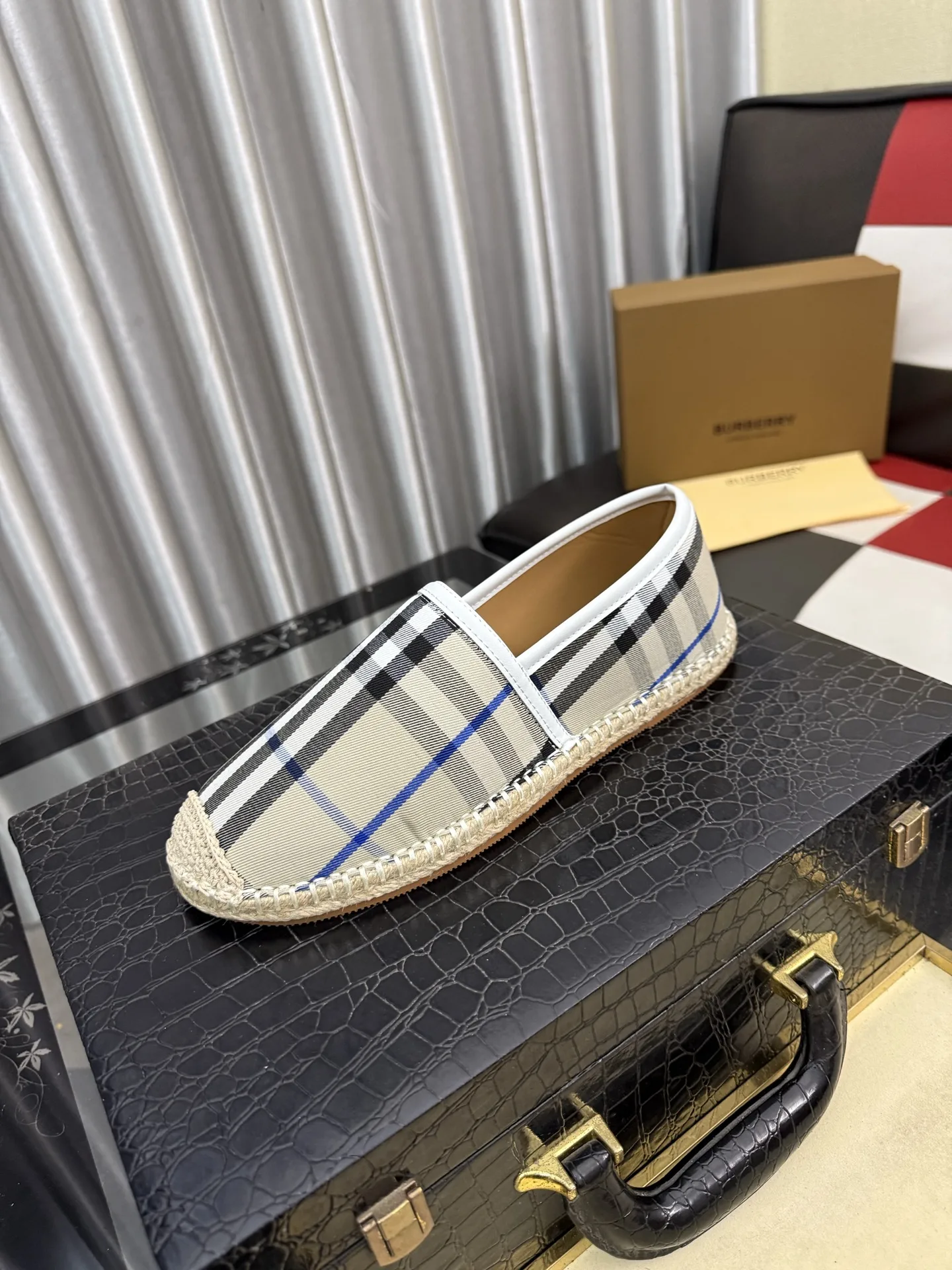 Burberry Casual Shoes