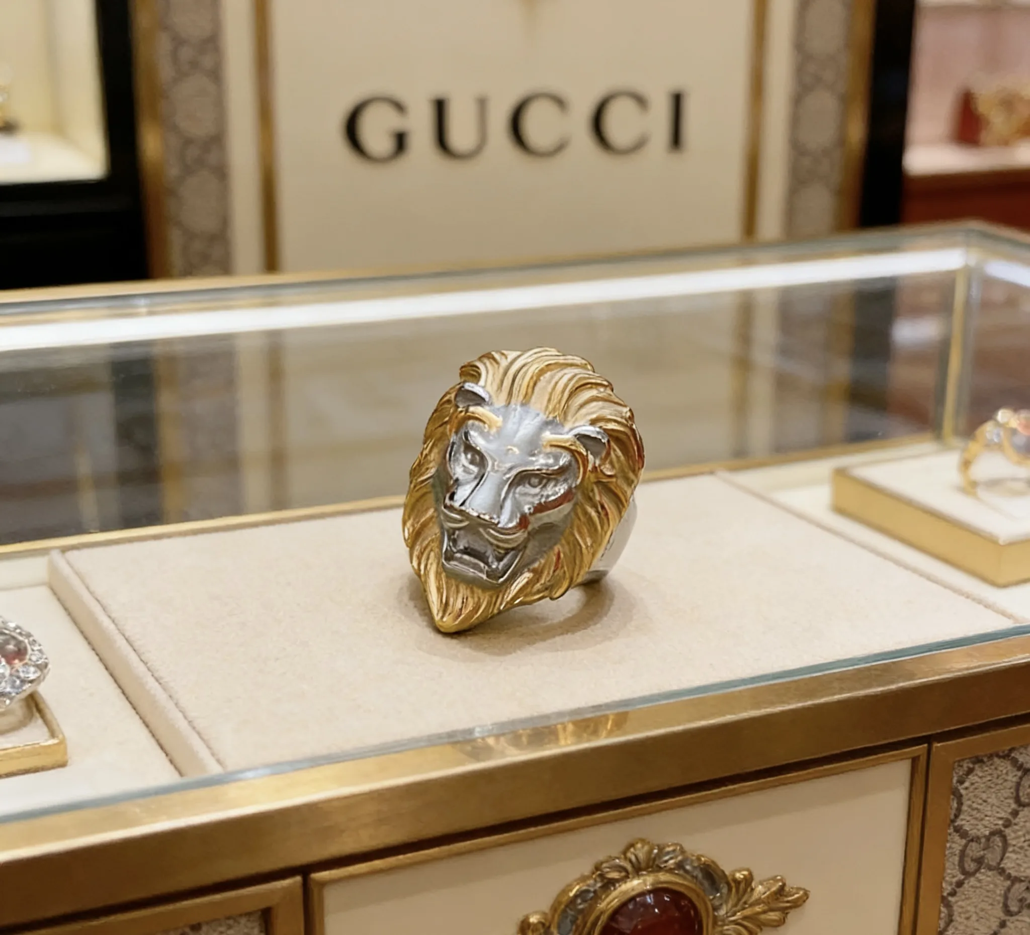 Gucci Ring