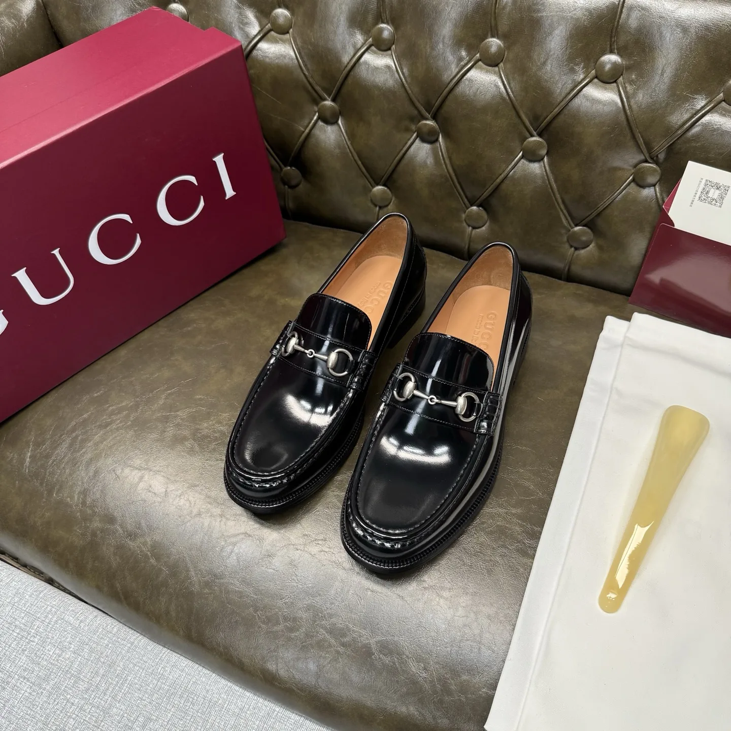 Gucci Leather Shoes