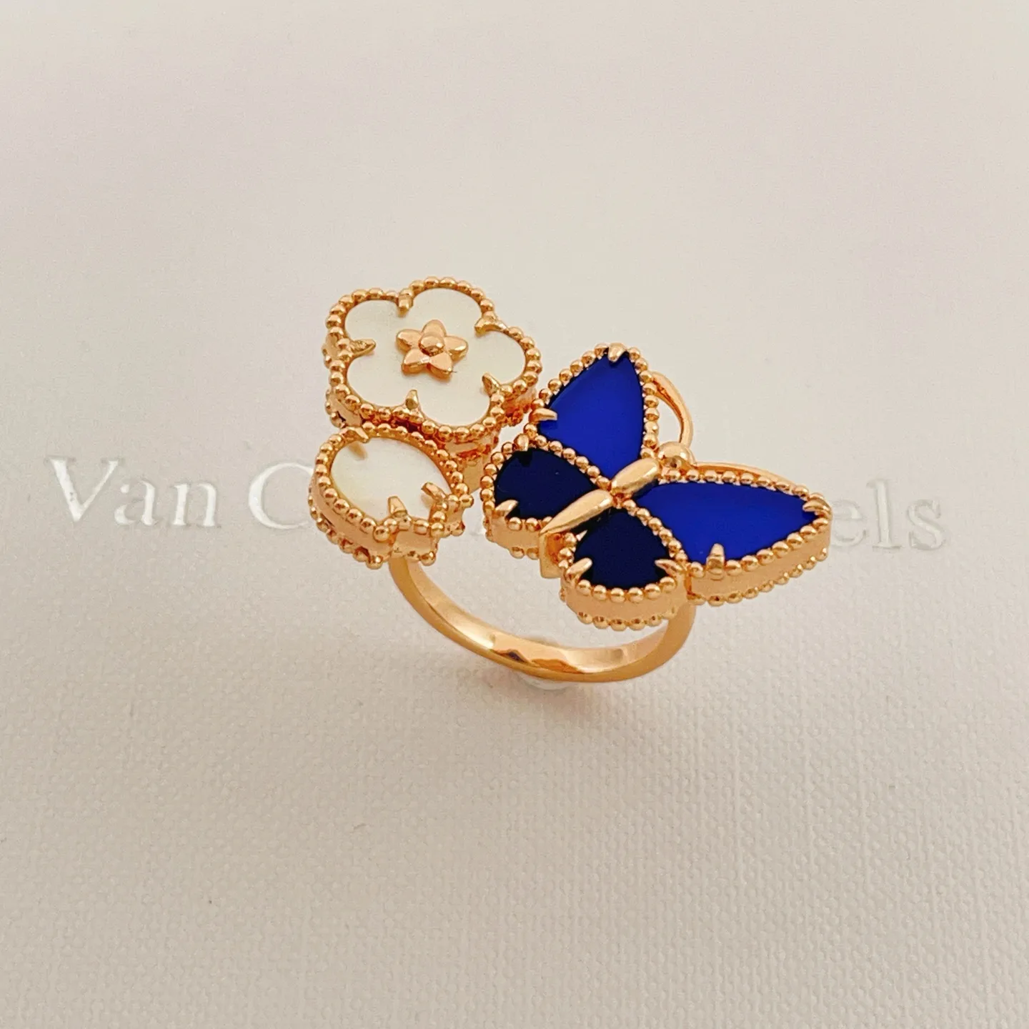 Van Cleef & Arpels Ring