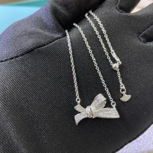 Graf Necklace