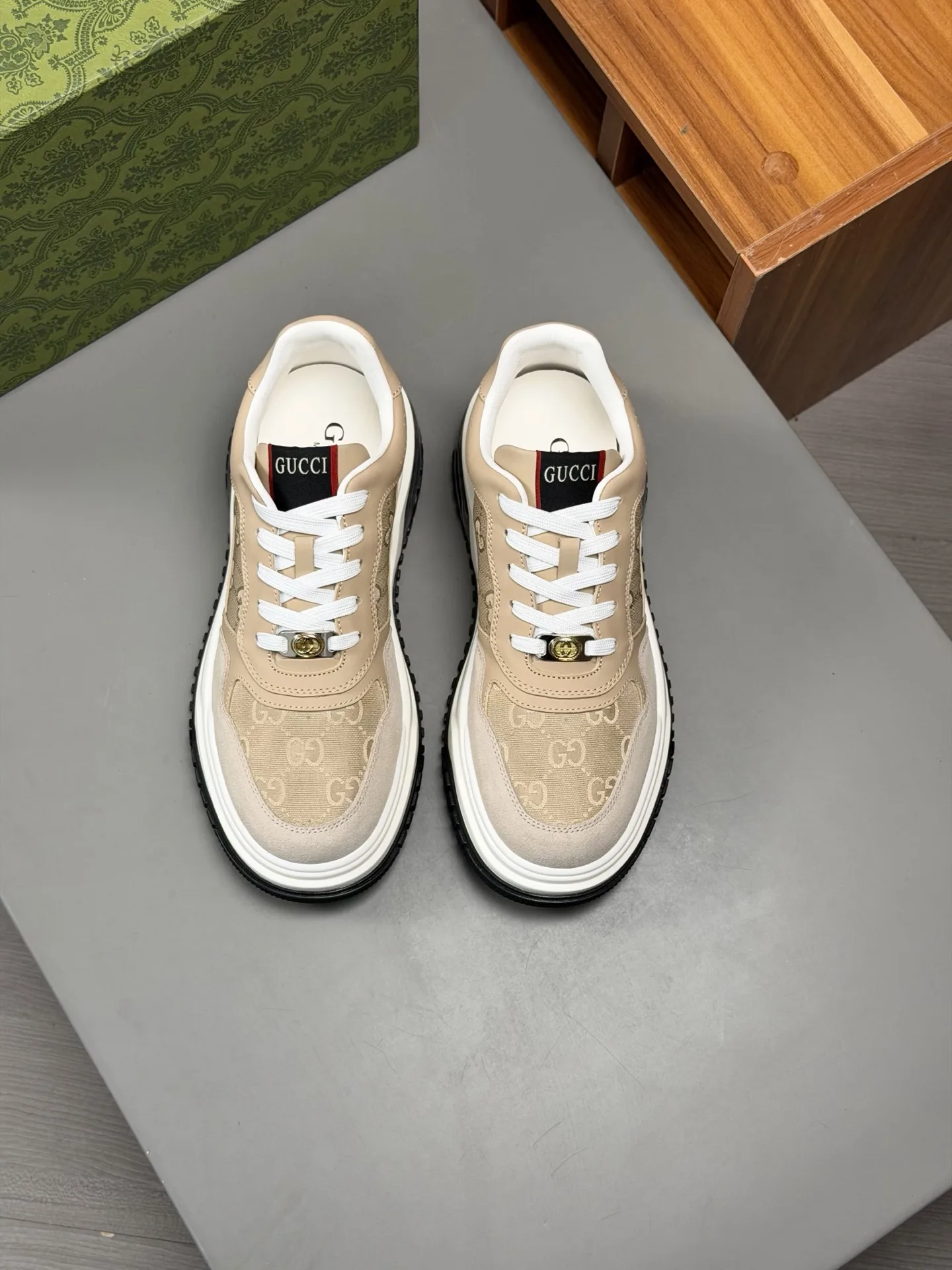 Gucci Sneakers
