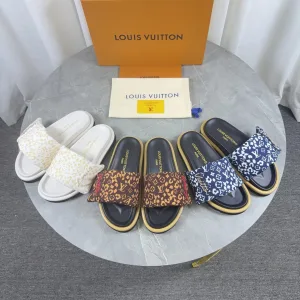 Louis Vuitton Slippers