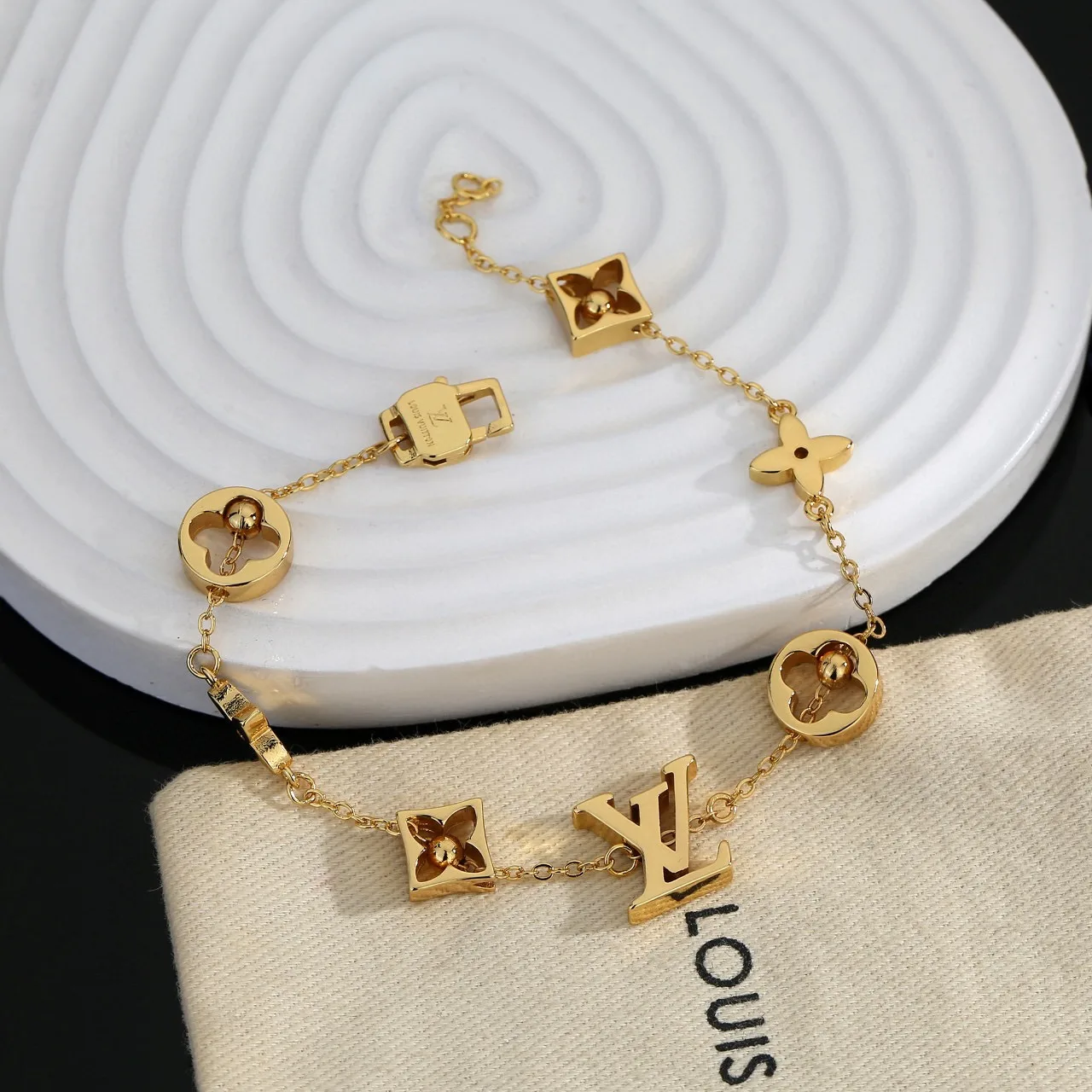 Louis Vuitton Bracelet