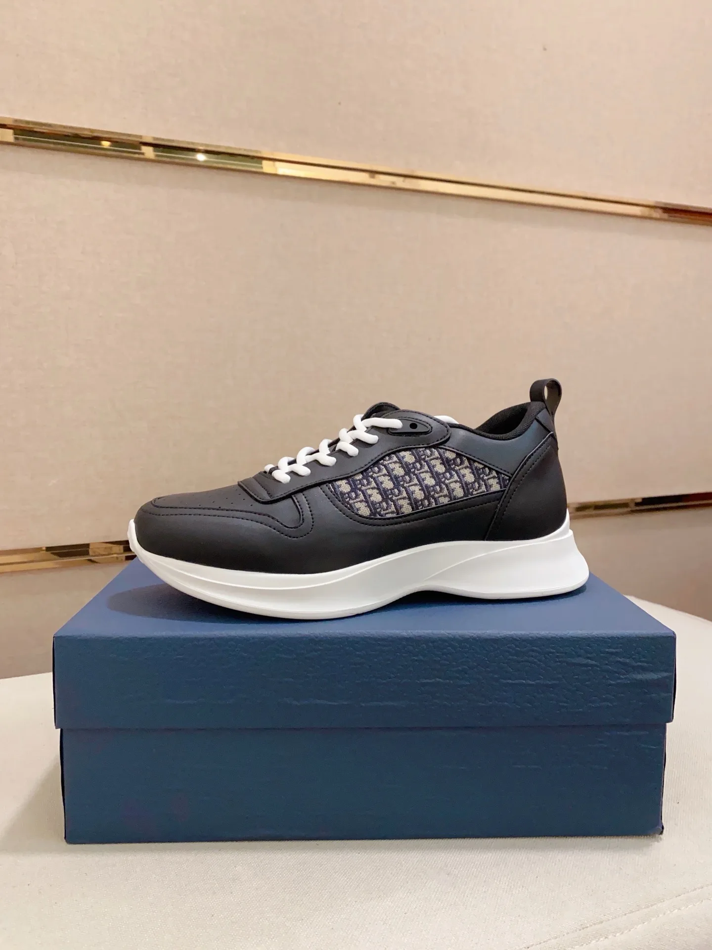 Dior Sneakers