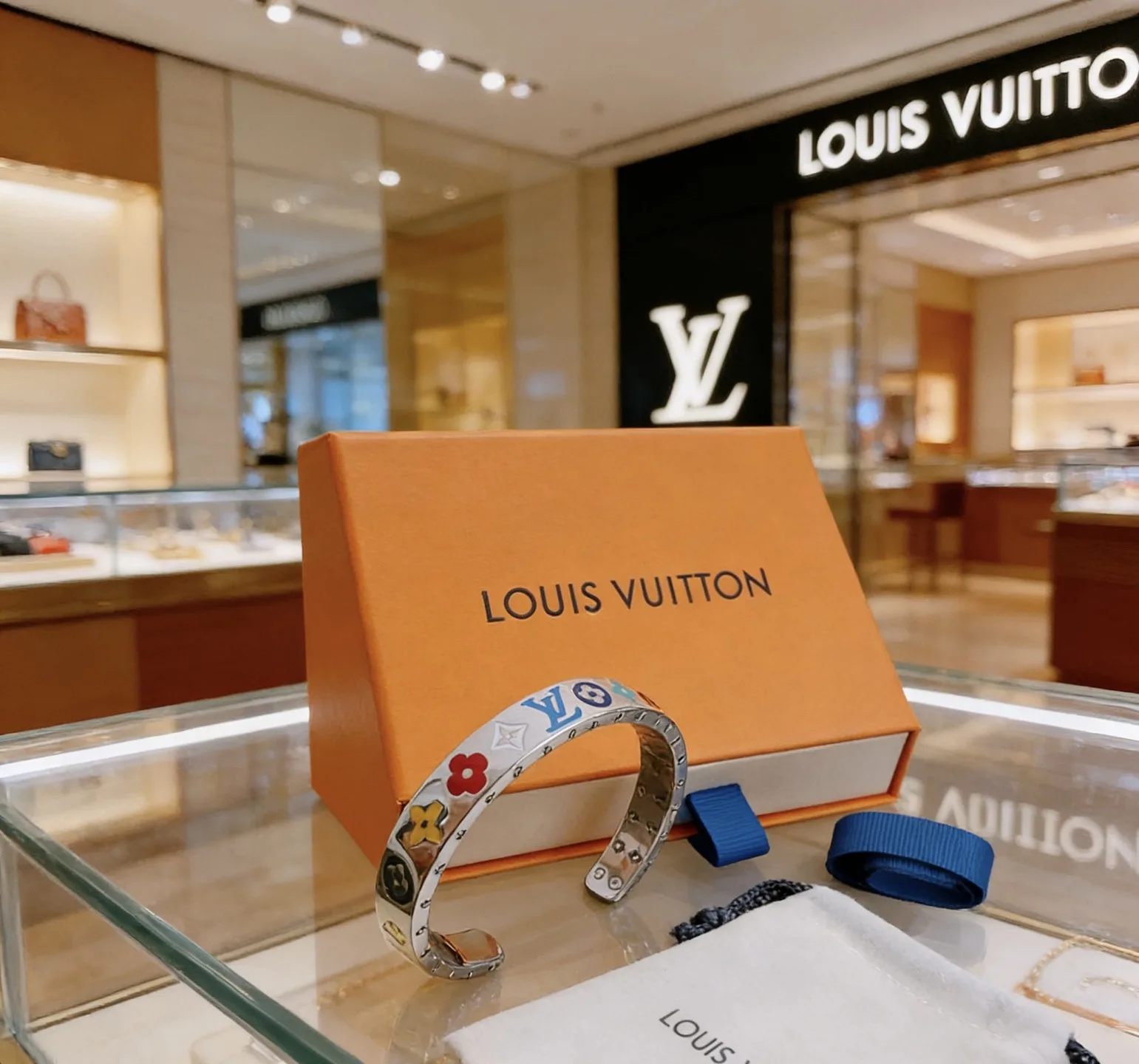 Louis Vuitton Necklace