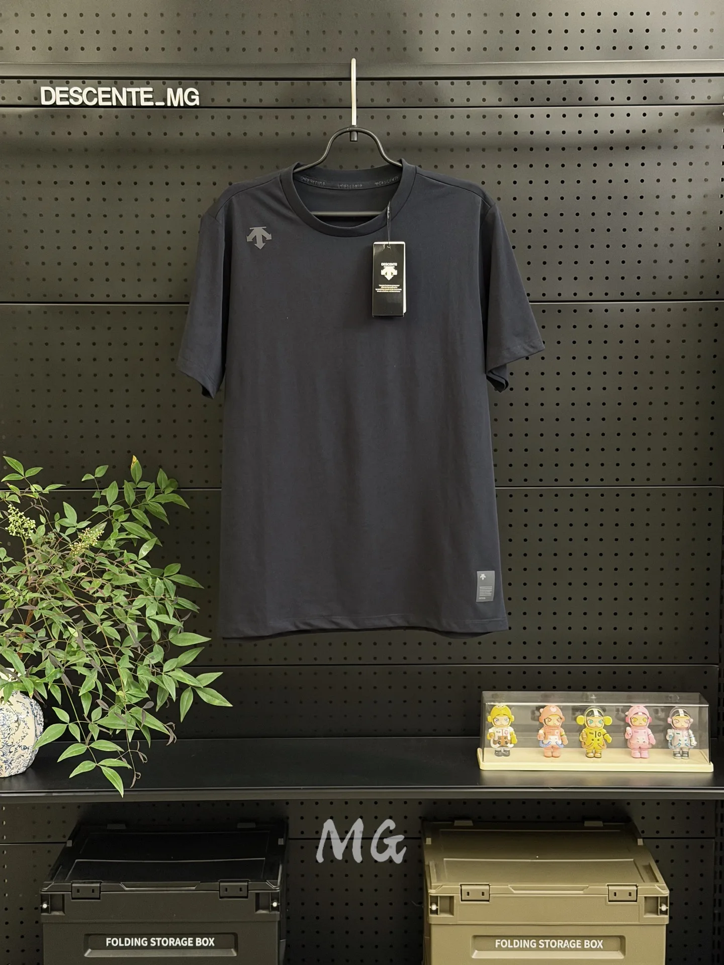 Descente Short Sleeves