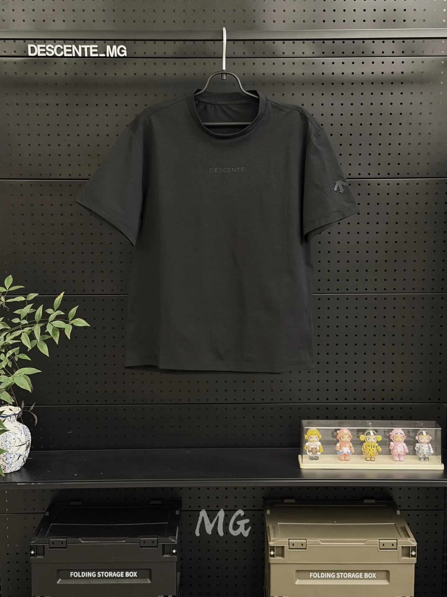 Descente Short Sleeves