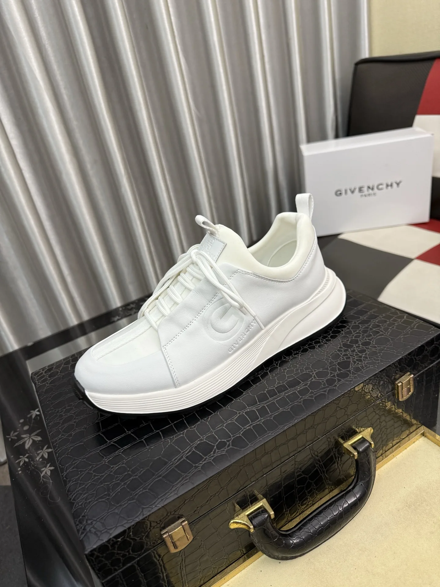 Givenchy Casual Shoes
