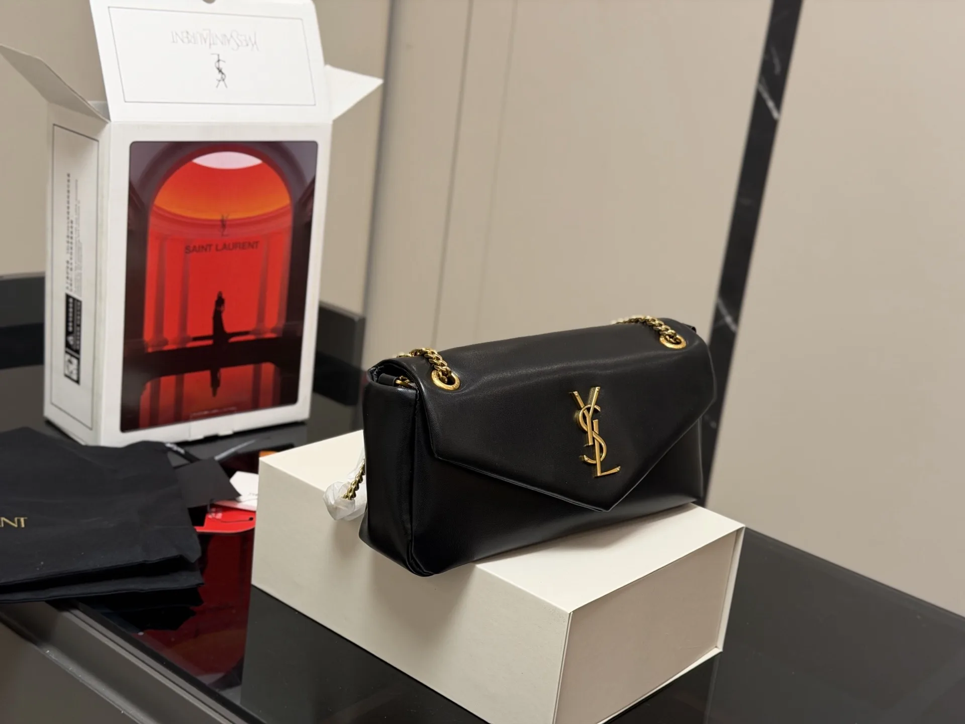 Saint Laurent Chain Bag