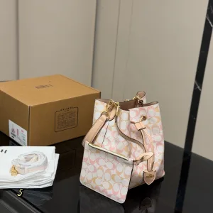 Coach Bucket Bag
