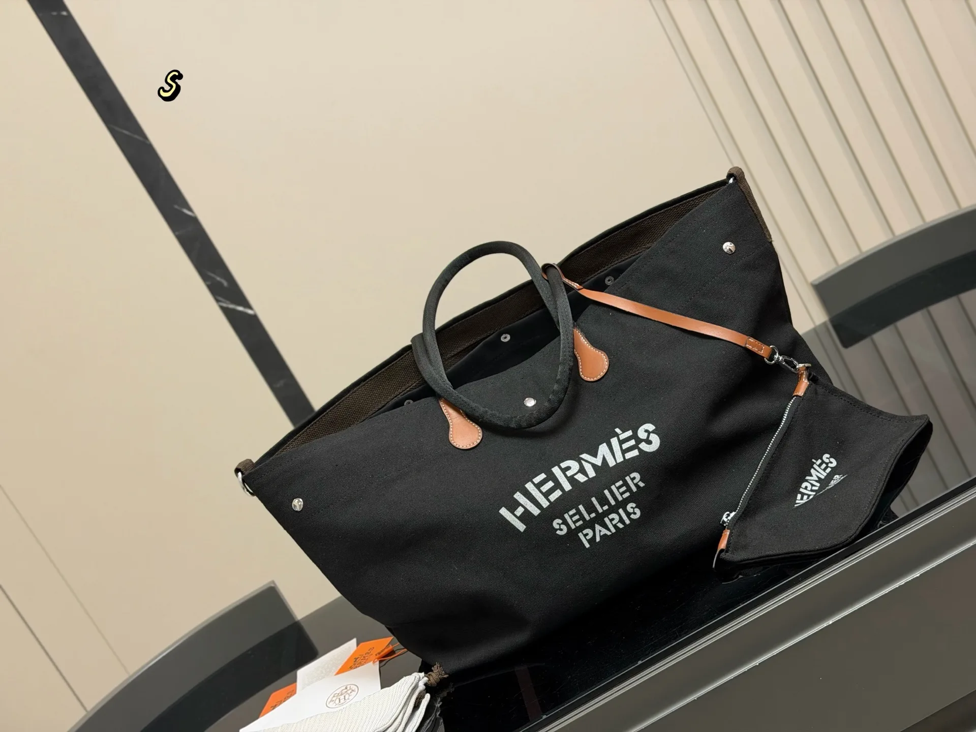 Hermès Shopping Bags