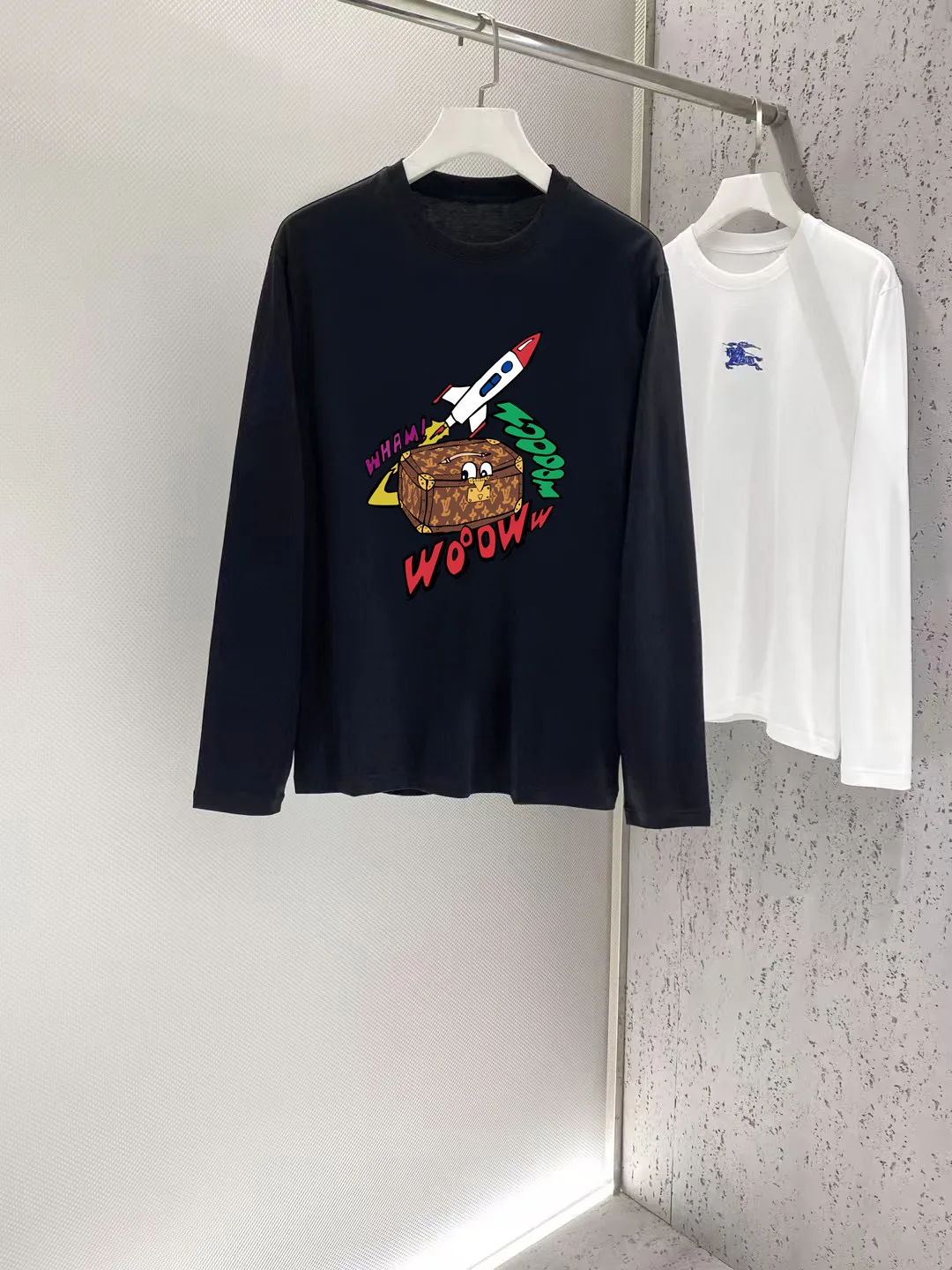 Louis Vuitton Long Sleeves