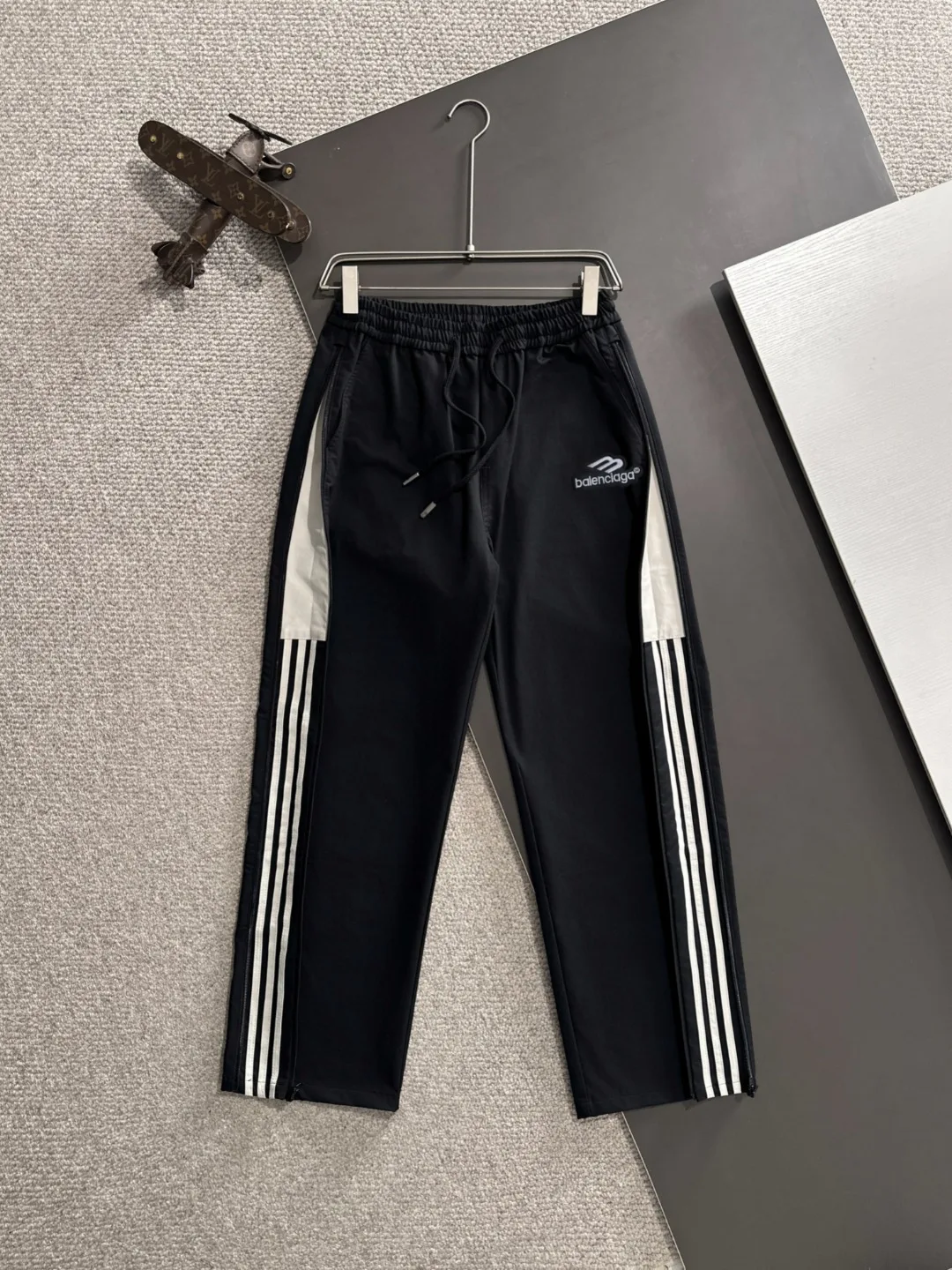 Balenciaga Casual Pants